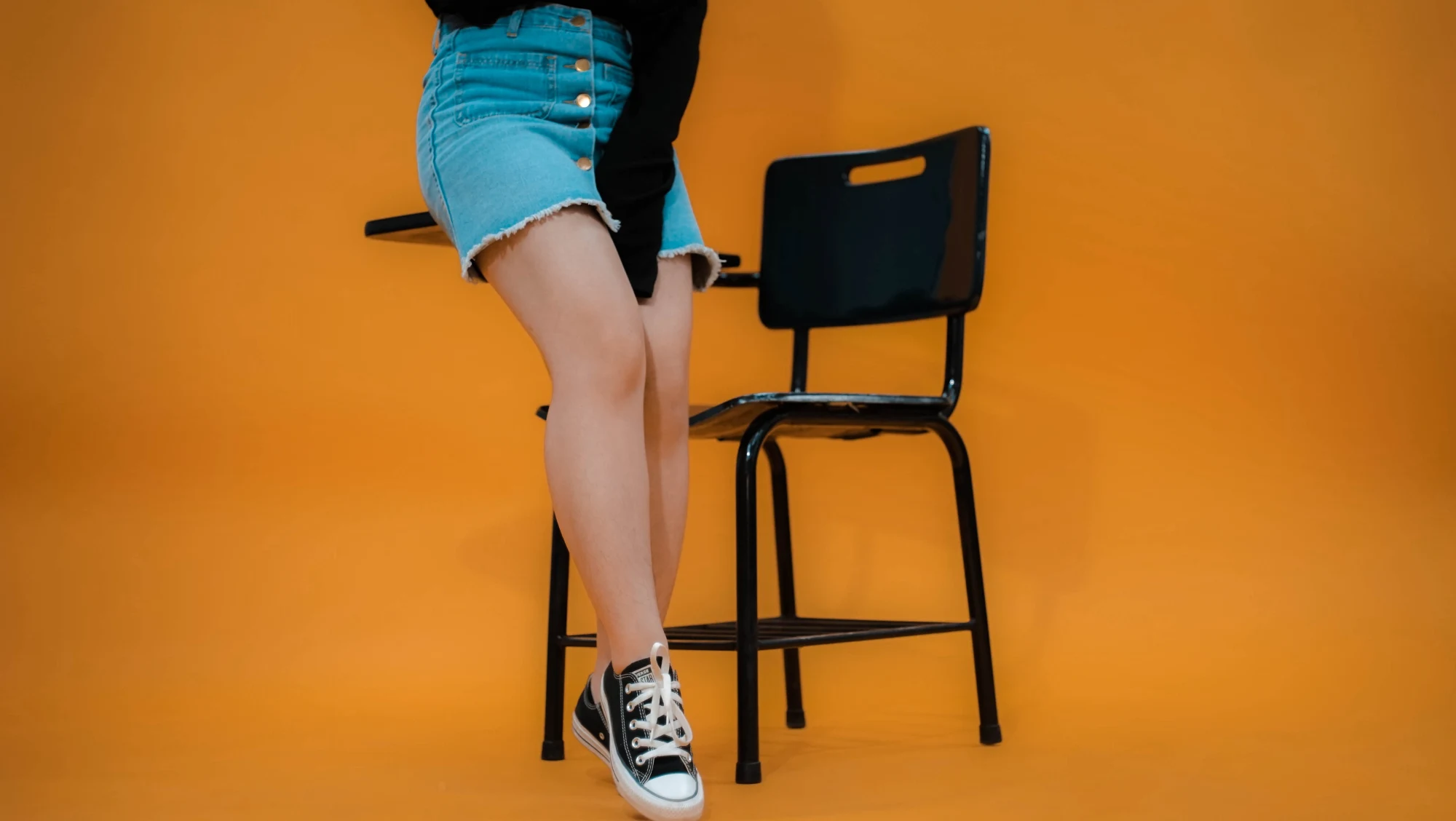 Yellow studio, blue denim — 2019